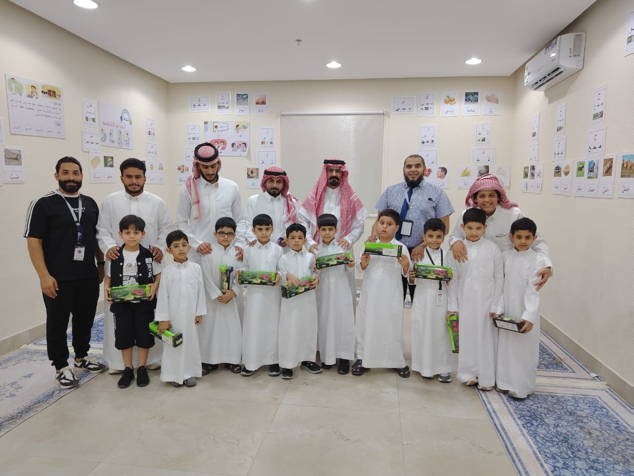 تكريم الطلاب المتفوقين